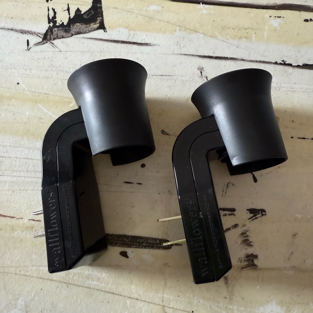 Bath and body works Wallflower Black scented oil Holders